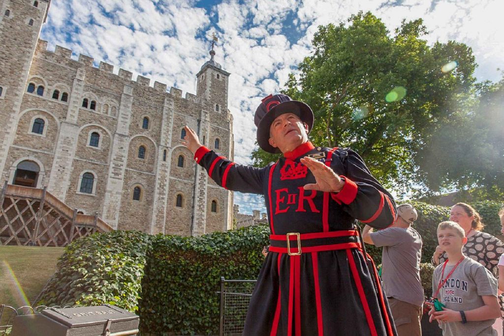 Tower of London: Tour mit einem Beefeater