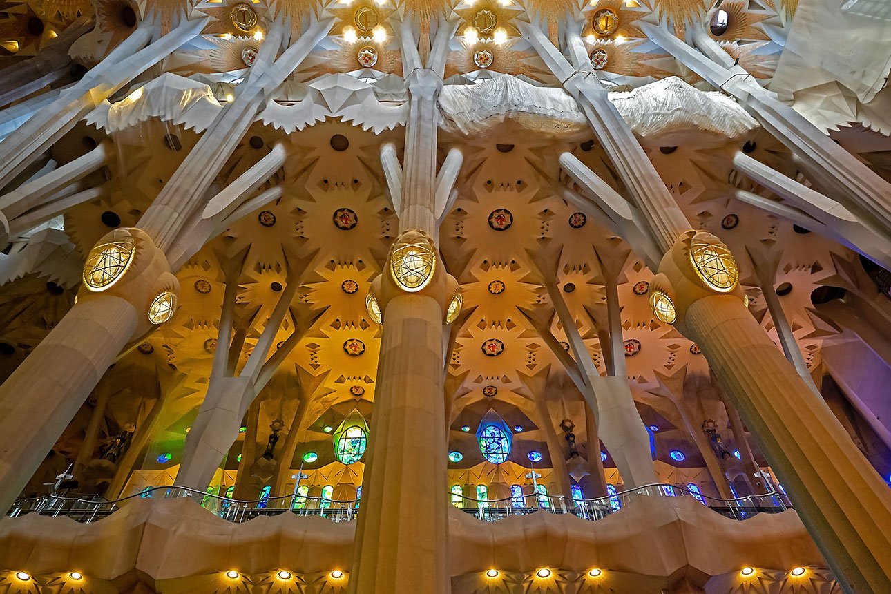 Антонио Гауди Sagrada familia