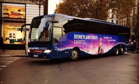 Disneyland Paris Ticket mit Transfer von Paris